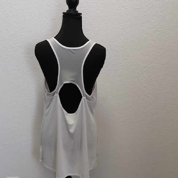 Old Navy Active Gray Tank Top - Picture 2 of 3